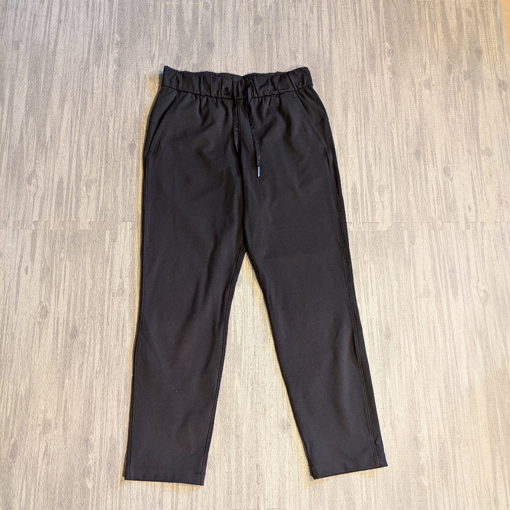 Women's Lululemon Black On the Fly Size 4 | Athletic‎ Workout Casual - Picture 3 of 14